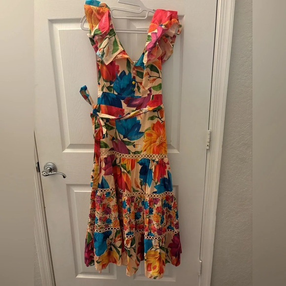 Farm RioMary’s Gardener Off-White Floral MaxiDress - Picture 6 of 9